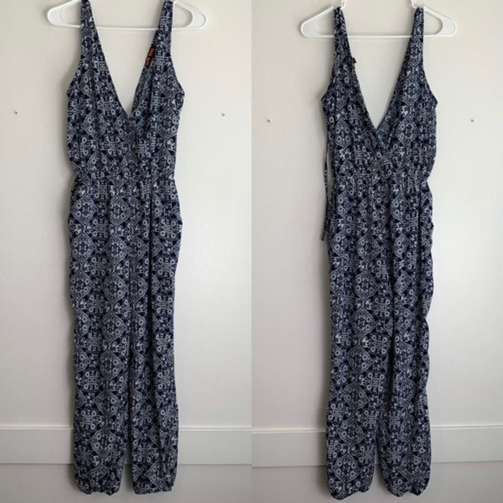 LOVE TREE Tribal Elephant Print Sleeveless Romper